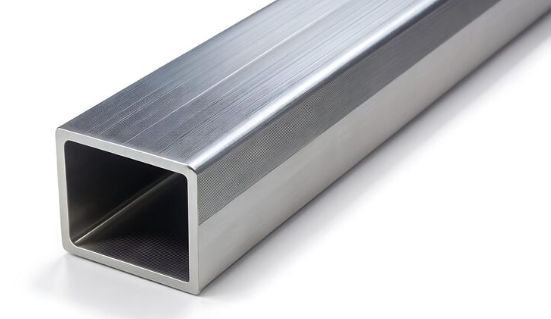 Tubo retangular inox: aplicações e o que avaliar antes de comprar